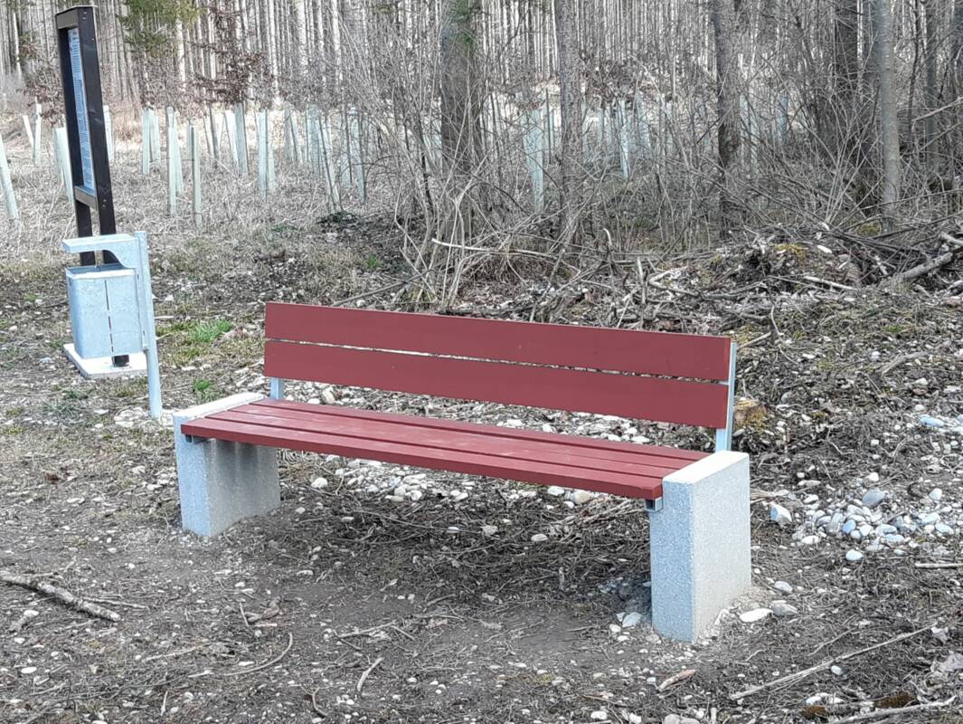 Sitzgelegenheiten Wald