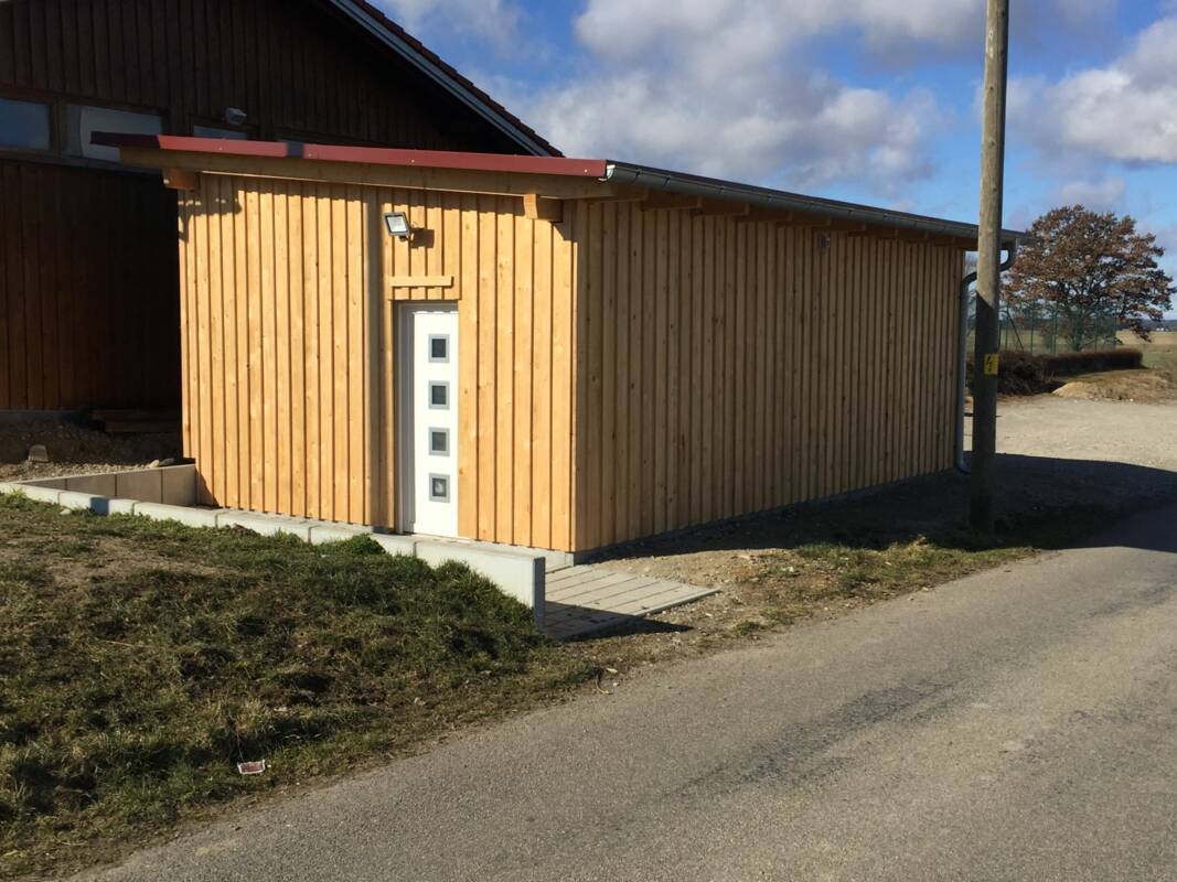 Hütte am Sportplatz Boos